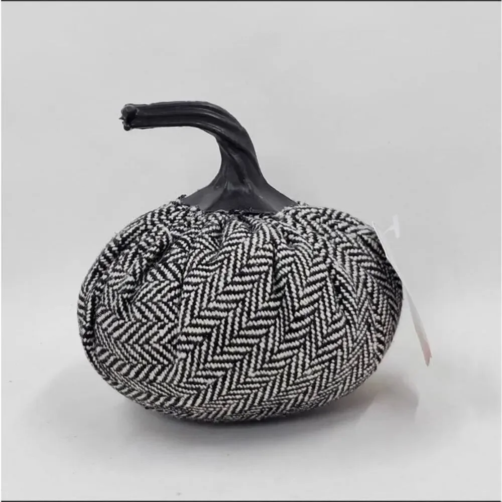 3 New Target Bullseye 2020 Halloween Fabric Pumpkins Skull Stripe Herringbone